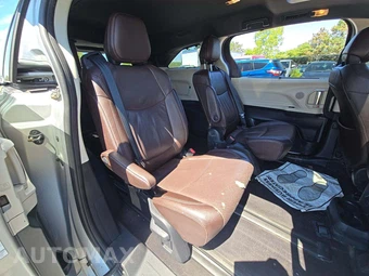2021 Toyota Sienna Platinum 7-Passenger 120.5" WB - miniatura 17