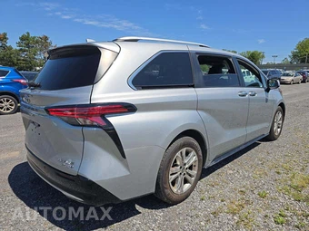 2021 Toyota Sienna Platinum 7-Passenger 120.5" WB - miniatura 3