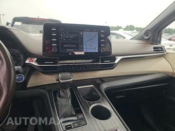 2021 Toyota Sienna Platinum 7-Passenger 120.5" WB - miniatura 11