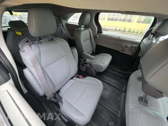 2021 Toyota Sienna XLE 7-Passenger 120.5" WB - miniatura 17
