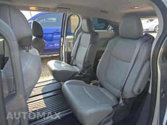 2021 Toyota Sienna XLE 7-Passenger 120.5" WB - miniatura 13