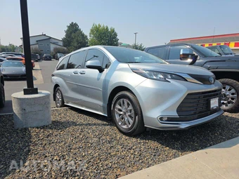 2021 Toyota Sienna XLE 7-Passenger 120.5" WB - miniatura 4