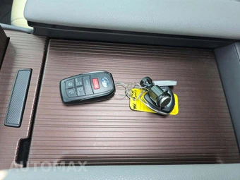 2021 Toyota Sienna XLE 7-Passenger 120.5" WB - miniatura 8