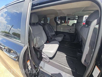 2021 Toyota Sienna XLE 7-Passenger 120.5" WB - miniatura 17