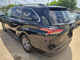 2021 Toyota Sienna XLE 7-Passenger 120.5" WB - miniatura 2