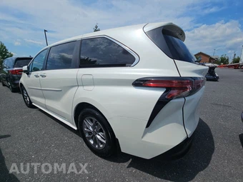 2021 Toyota Sienna XLE 7-Passenger 120.5" WB - miniatura 6