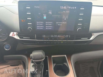 2021 Toyota Sienna XLE 7-Passenger 120.5" WB - miniatura 10