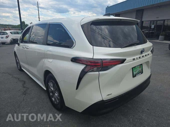 2021 Toyota Sienna XLE 7-Passenger 120.5" WB - miniatura 2