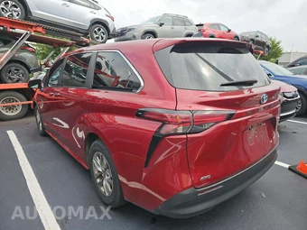 2021 Toyota Sienna XLE 7-Passenger 120.5" WB - miniatura 2
