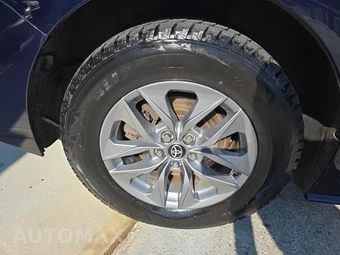 2021 Toyota Sienna XLE 8-Passenger 120.5" WB - miniatura 10