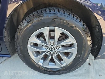 2021 Toyota Sienna XLE 8-Passenger 120.5" WB - miniatura 11