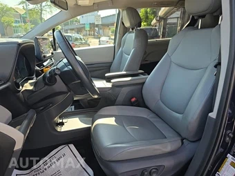 2021 Toyota Sienna XLE 8-Passenger 120.5" WB - miniatura 13
