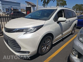 2021 Toyota Sienna XLE 8-Passenger 120.5" WB