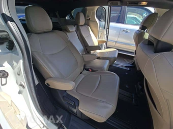 2021 Toyota Sienna XLE 8-Passenger 120.5" WB - miniatura 17