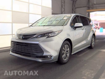 2021 Toyota Sienna XLE 8-Passenger 120.5" WB