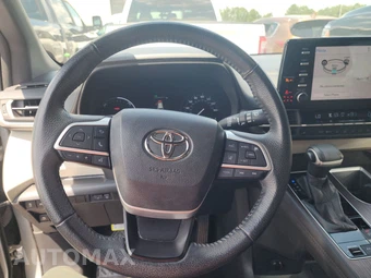 2021 Toyota Sienna XLE 8-Passenger 120.5" WB - miniatura 10