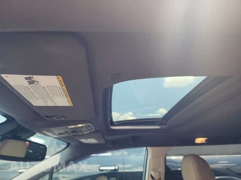 2021 Toyota Sienna XLE 8-Passenger 120.5" WB - miniatura 18