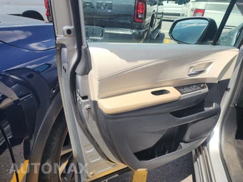 2021 Toyota Sienna XLE 8-Passenger 120.5" WB - miniatura 9