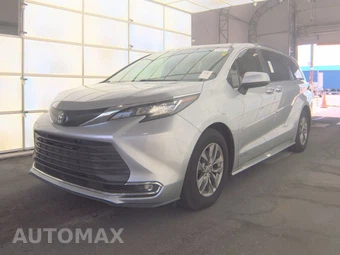 2021 Toyota Sienna XLE 8-Passenger 120.5" WB