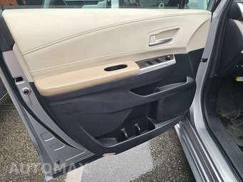 2021 Toyota Sienna XLE 8-Passenger 120.5" WB - miniatura 15
