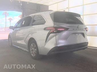 2021 Toyota Sienna XLE 8-Passenger 120.5" WB - miniatura 8