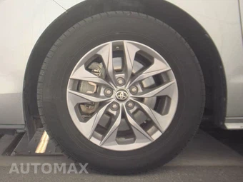2021 Toyota Sienna XLE 8-Passenger 120.5" WB - miniatura 9