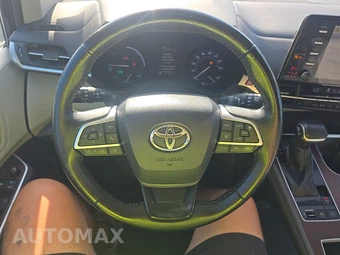 2021 Toyota Sienna XLE 8-Passenger 120.5" WB - miniatura 10