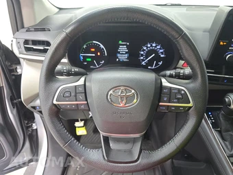 2021 Toyota Sienna XLE 8-Passenger 120.5" WB - miniatura 10