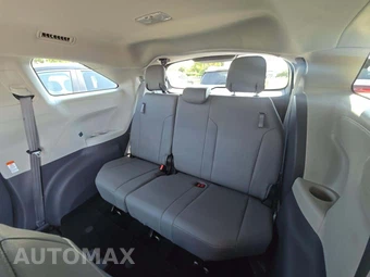 2021 Toyota Sienna XLE 8-Passenger 120.5" WB - miniatura 14