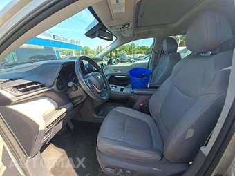 2021 Toyota Sienna XLE 8-Passenger 120.5" WB - miniatura 6