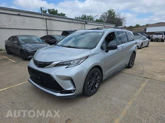 2021 Toyota Sienna XSE 7-Passenger 120.5" WB