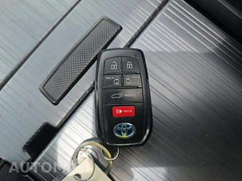2021 Toyota Sienna XSE 7-Passenger 120.5" WB - miniatura 8
