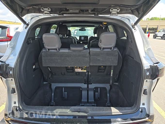 2021 Toyota Sienna XSE 7-Passenger 120.5" WB - miniatura 24