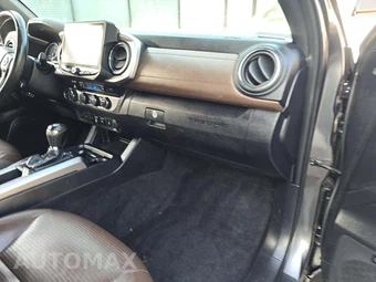2021 Toyota Tacoma Limited Crew Cab Long Bed - miniatura 19
