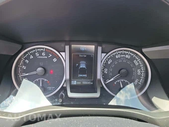 2021 Toyota Tacoma Limited Crew Cab Medium Bed - miniatura 9
