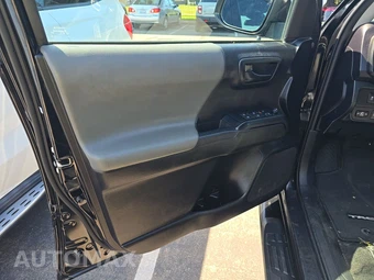 2021 Toyota Tacoma SR Crew Cab Medium Bed - miniatura 9