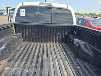 2021 Toyota Tacoma SR Crew Cab Medium Bed - miniatura 16