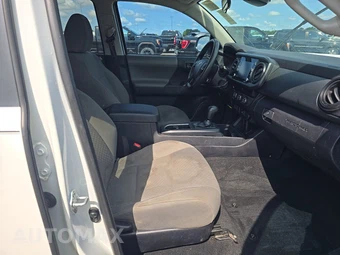 2021 Toyota Tacoma SR Crew Cab Medium Bed - miniatura 8