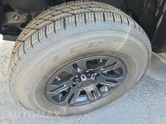 2021 Toyota Tacoma SR Crew Cab Medium Bed - miniatura 8