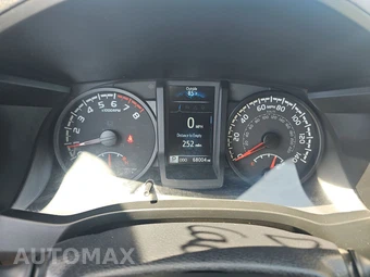 2021 Toyota Tacoma SR Crew Cab Medium Bed - miniatura 12