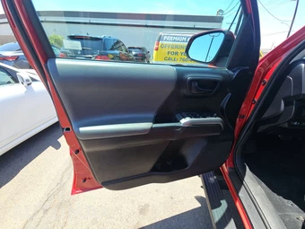 2021 Toyota Tacoma SR5 Crew Cab Long Bed - miniatura 9