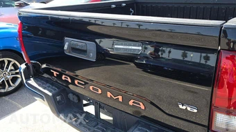 2021 Toyota Tacoma SR5 Crew Cab Medium Bed - miniatura 31