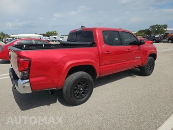 2021 Toyota Tacoma SR5 Crew Cab Medium Bed – miniatura 4