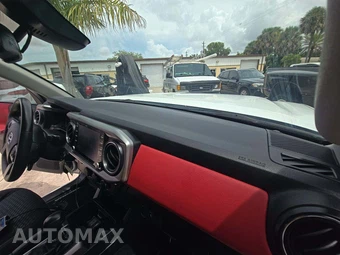 2021 Toyota Tacoma SR5 Crew Cab Medium Bed - miniatura 16