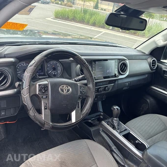 2021 Toyota Tacoma SR5 Crew Cab Medium Bed - miniatura 17
