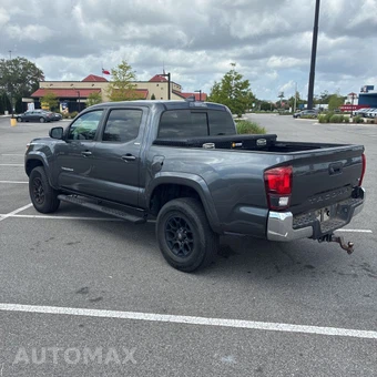 2021 Toyota Tacoma SR5 Crew Cab Medium Bed - miniatura 3