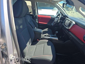 2021 Toyota Tacoma SR5 Crew Cab Medium Bed - miniatura 18