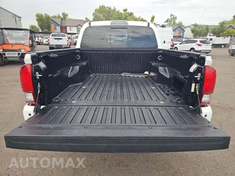 2021 Toyota Tacoma SR5 Crew Cab Medium Bed - miniatura 11