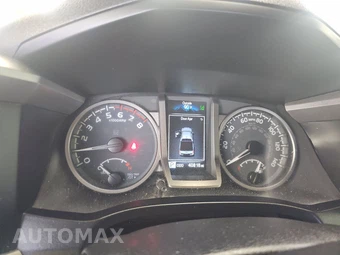 2021 Toyota Tacoma SR5 Crew Cab Medium Bed - miniatura 12