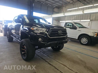 2021 Toyota Tacoma SR5 Crew Cab Medium Bed - miniatura 2